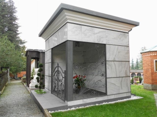 1-Cappella di famiglia prefabbricata installata in Provincia di Varese